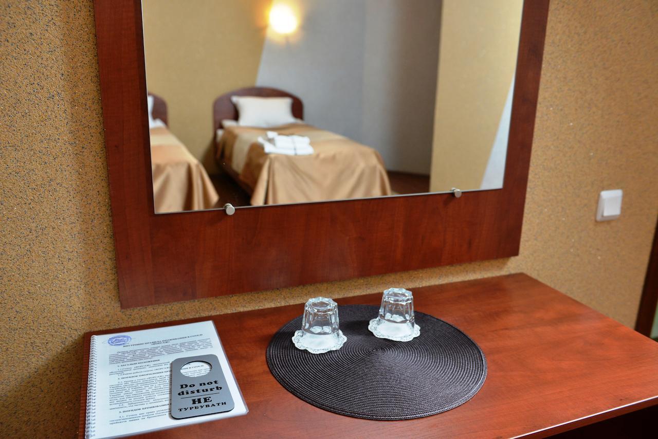 Forsage Hotell Rivne Rum bild