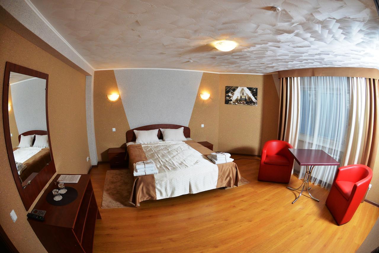 Forsage Hotell Rivne Rum bild