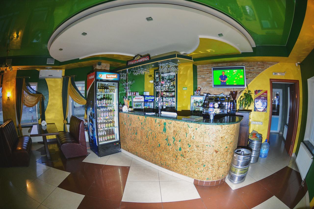 Forsage Hotell Rivne Exteriör bild