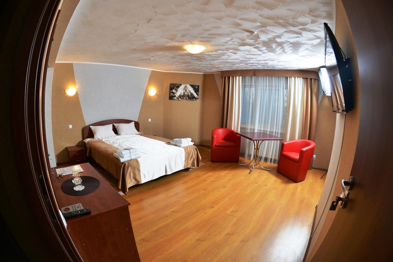 Forsage Hotell Rivne Rum bild